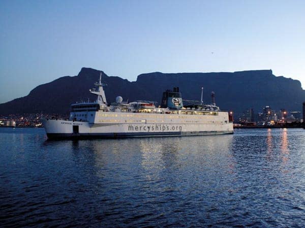 Die „Africa Mercy“: Das weltweit größte schwimmende Hospital